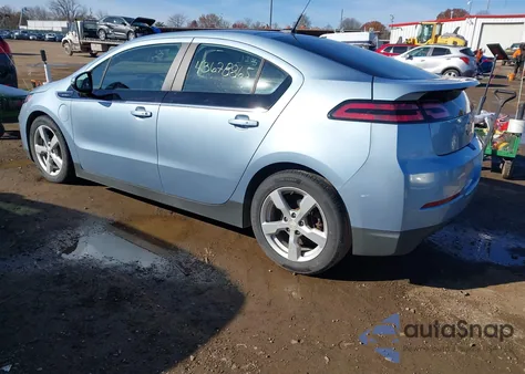 2014 Chevrolet Volt z USA, uszkodzony, nr VIN 1G1RB6E44EU153957